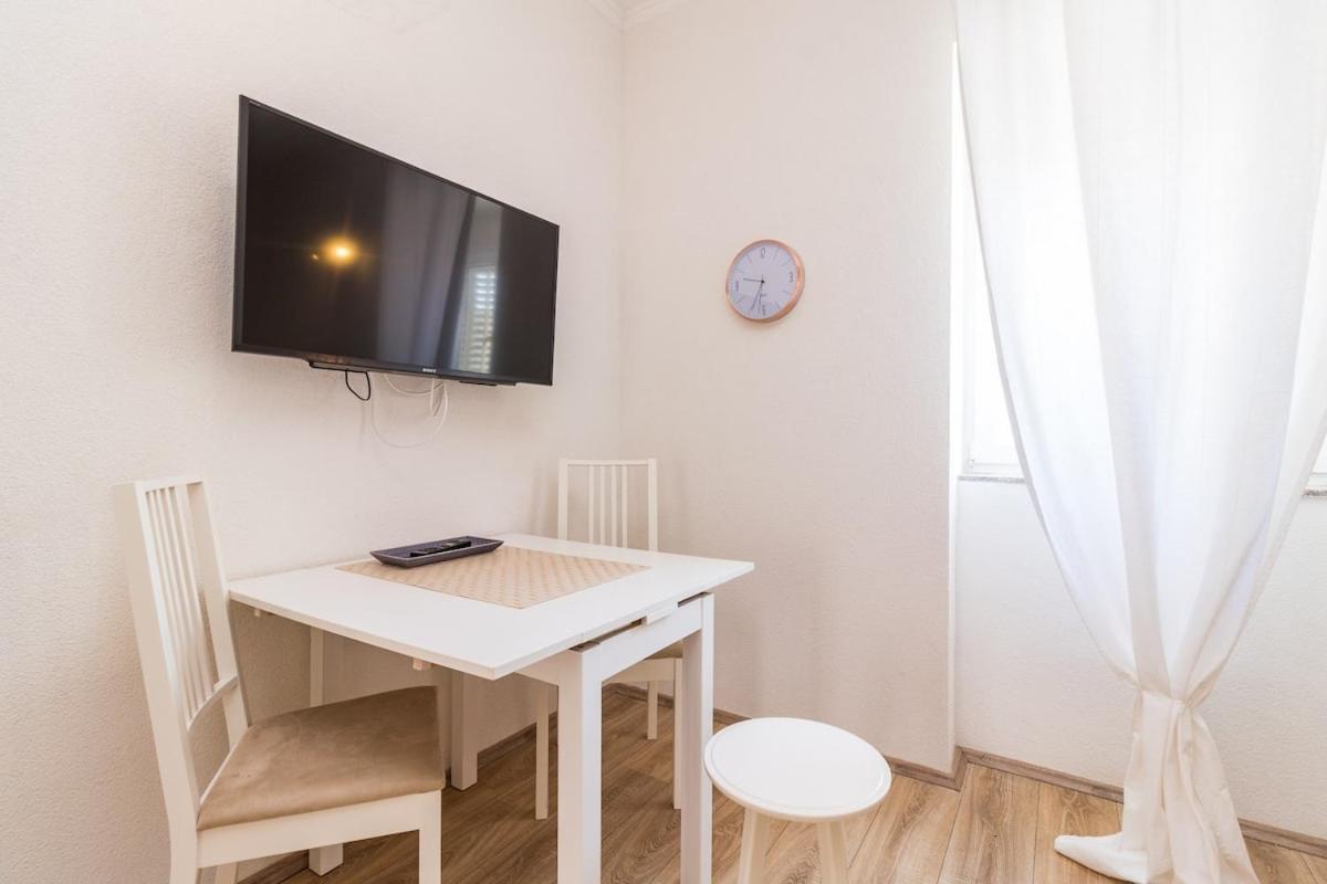 Gridolina Apartment Pula Exterior photo