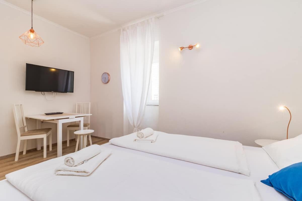 Gridolina Apartment Pula Exterior photo